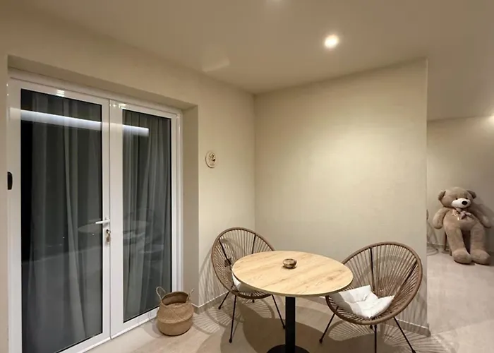 Olive Pensión Vlorë